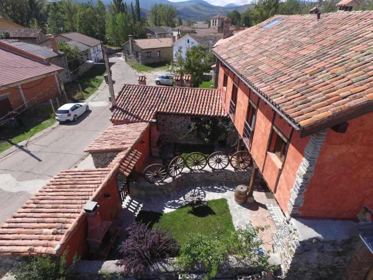 Casa Rural La Parda Triollo 外观 照片